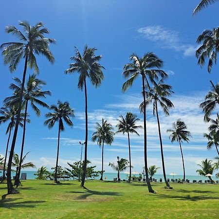 Kantary Beach Hotel Villas & Suites Khao Lak Esterno foto