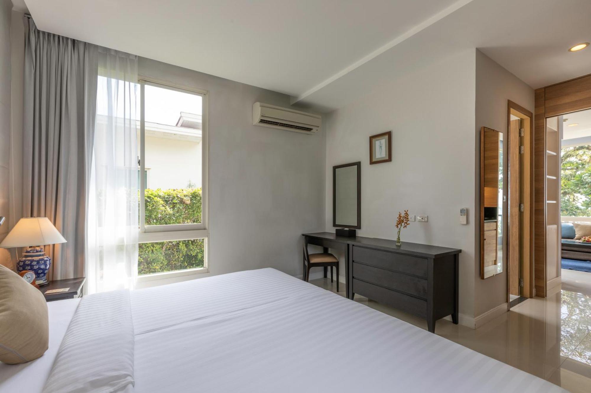 Kantary Beach Hotel Villas & Suites Khao Lak Esterno foto