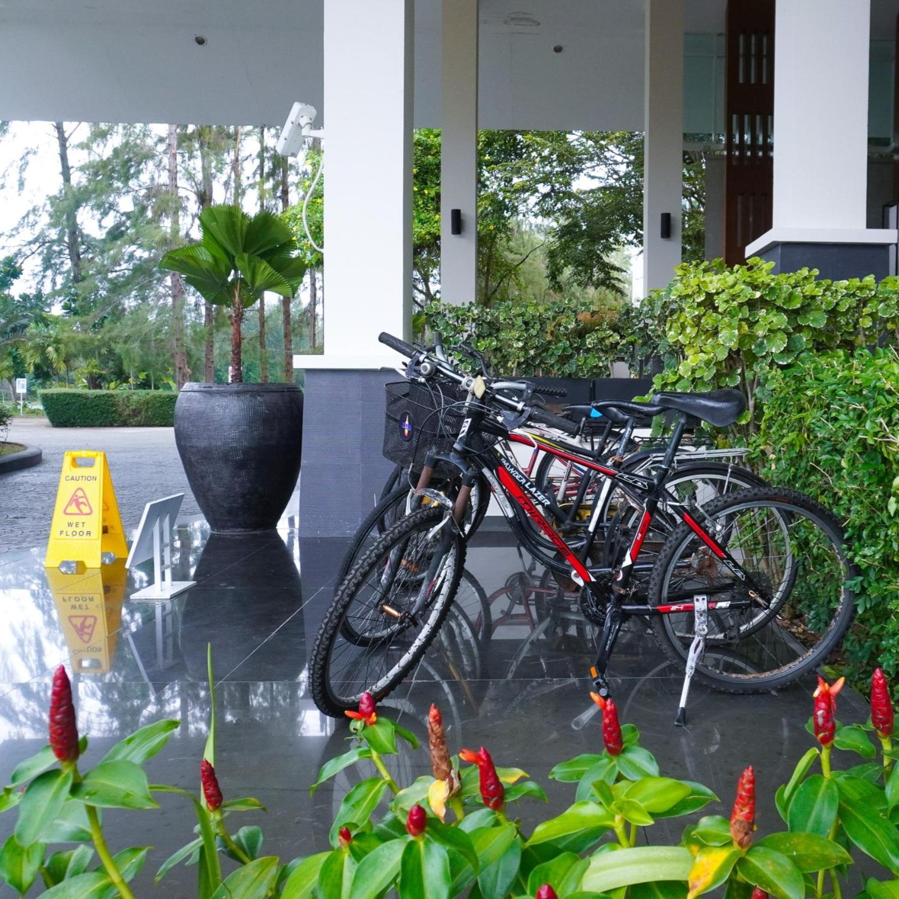 Kantary Beach Hotel Villas & Suites Khao Lak Esterno foto